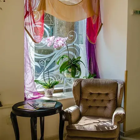 Отель Hi Boutique 3*